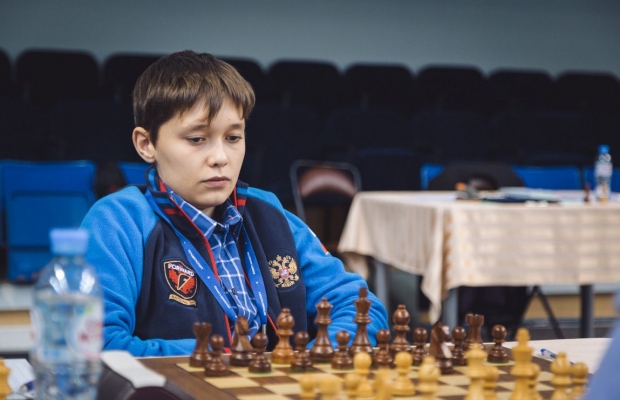 17-летний гроссмейстер Андрей Есипенко из Новочеркасска стартовал с победы на Кубке мира по шахматам-2019